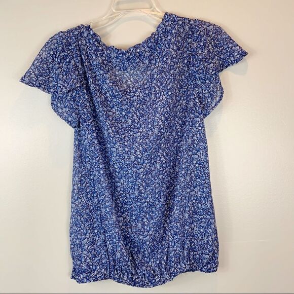 🌺3 FOR $20🌺 - Zara Basic sheer blue floral top flutter sleeve S - Picture 4 of 4